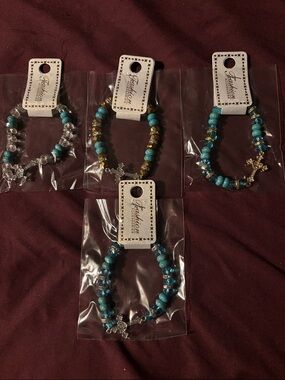 4 pc Bracelet Set - Turquoise Beaded Women's Bracelet with Cross Charm